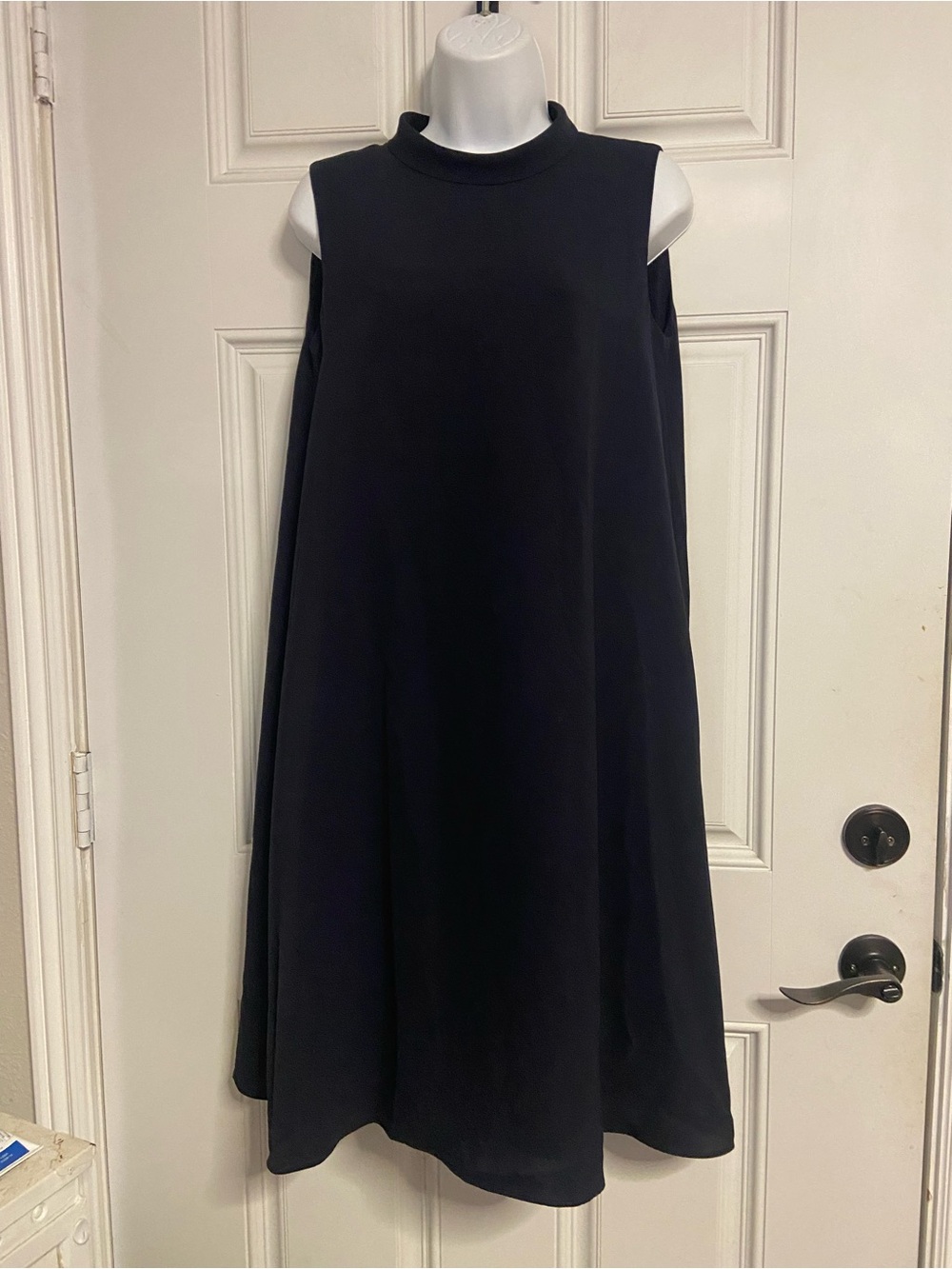 T42a- UNIQLO Navy Rolled-Neck Midi Dress